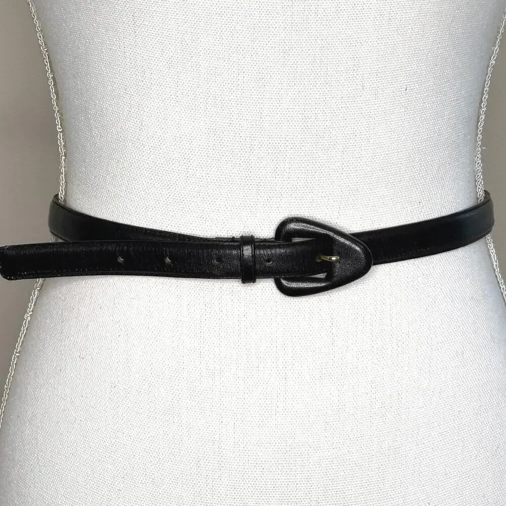 Vintage Liz Claiborne black leather belt size medium